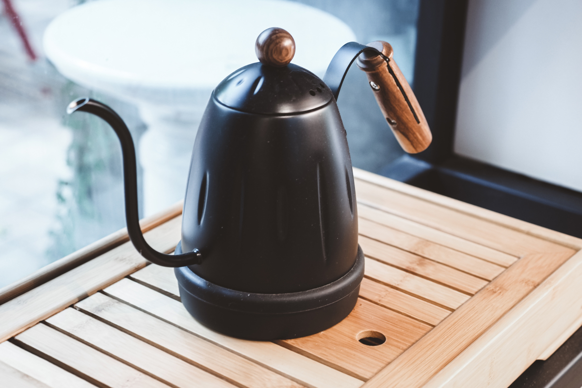 The Ultimate Guide to Brewing Pour Over Coffee gooseneck kettle